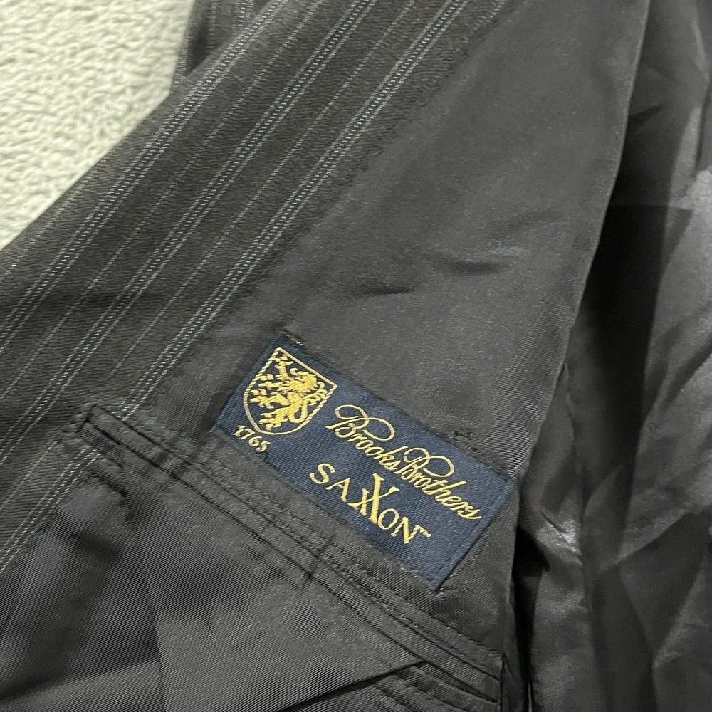 Brooks Brothers Blazer 1818 Milano Saxxon 100% Wool Size 40R Striped Academia‎